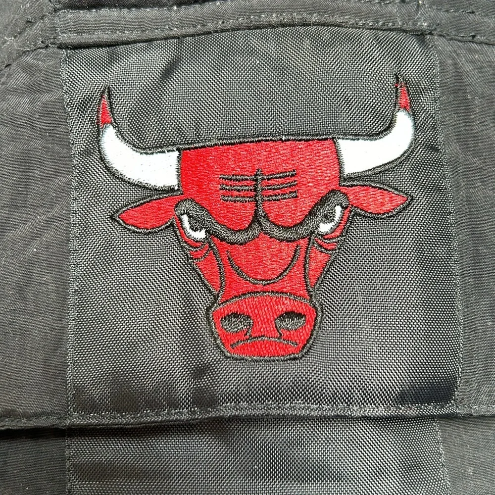 Vintage Chicago Bulls Starter Jacket‎ Pullover Detachable Hood Black/Red XL